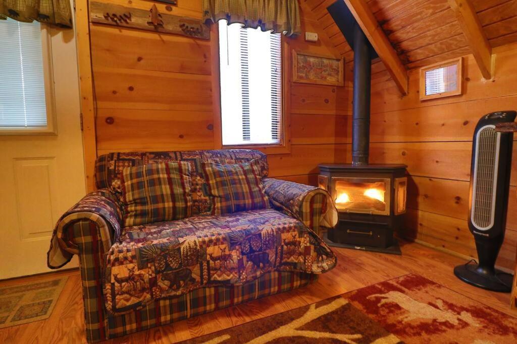 Cozy Cabin W/ Fireplace 3 Minutes To Helen! #2. מראה חיצוני תמונה