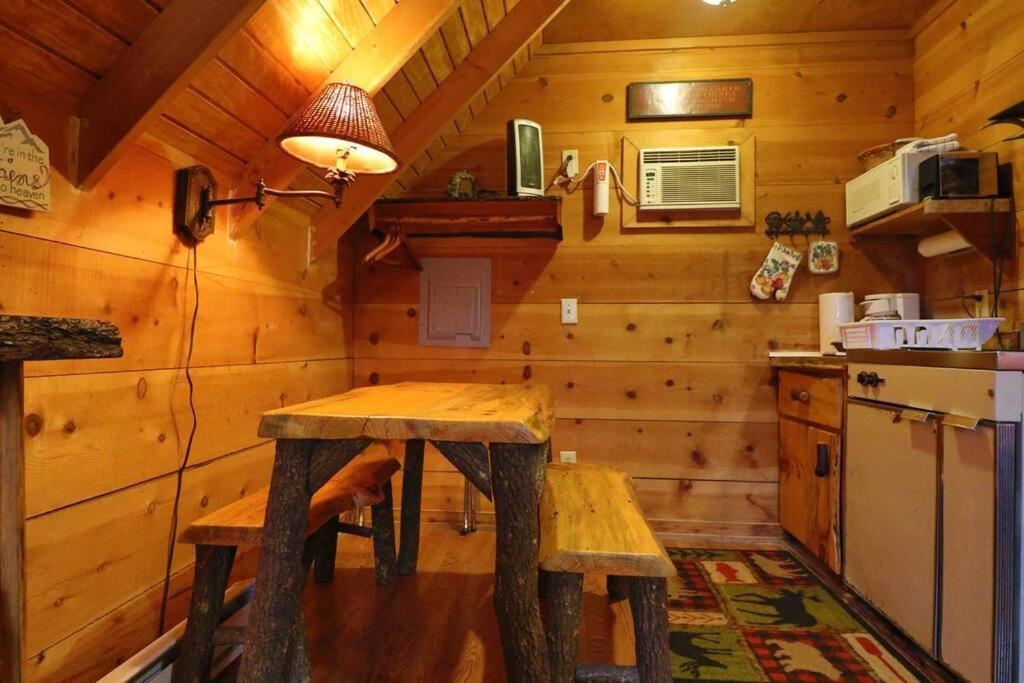 Cozy Cabin W/ Fireplace 3 Minutes To Helen! #2. מראה חיצוני תמונה