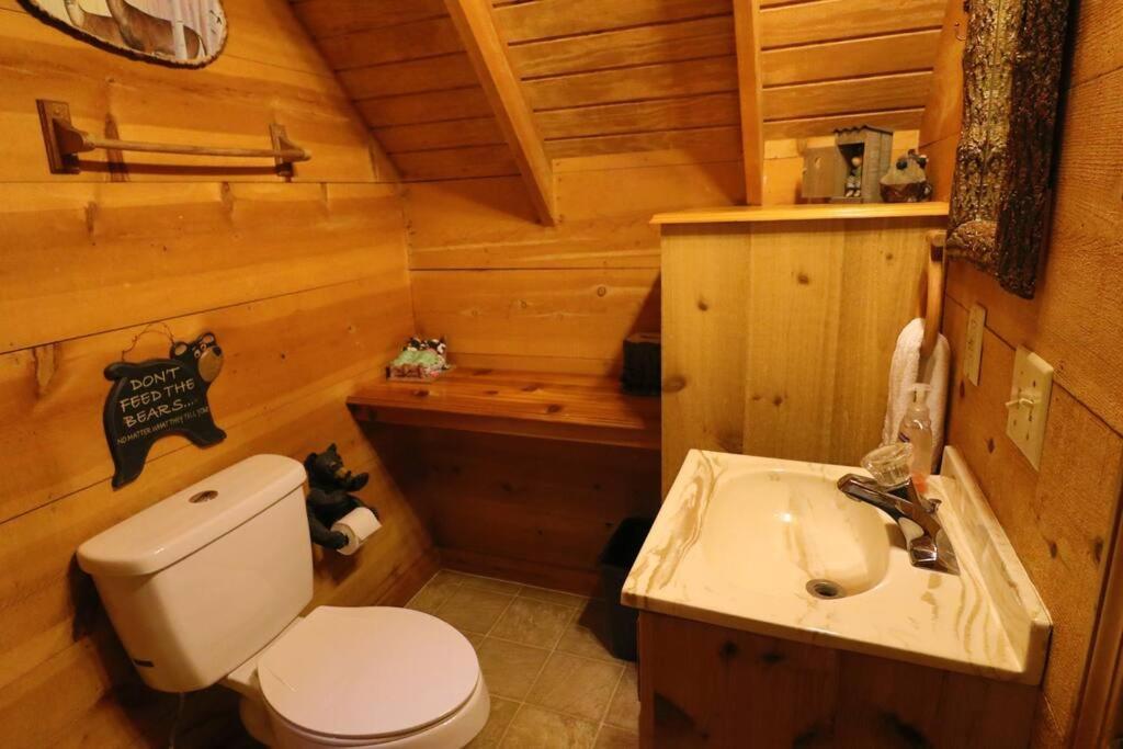 Cozy Cabin W/ Fireplace 3 Minutes To Helen! #2. מראה חיצוני תמונה