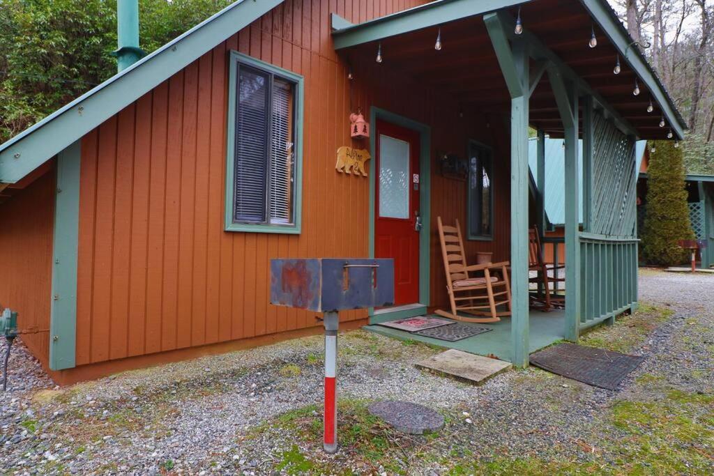 Cozy Cabin W/ Fireplace 3 Minutes To Helen! #2. מראה חיצוני תמונה